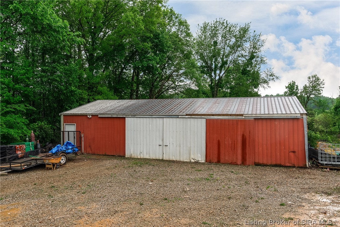 11481 Losson Road Pekin, IN 47165 - Photo 36 of 45 Gallery Image 36