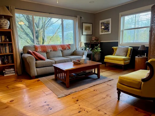 $405,000 | 261 Highway 15, Hyde Park, VT 05655