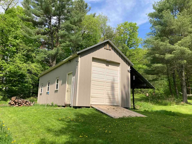 $405,000 | 261 Highway 15, Hyde Park, VT 05655