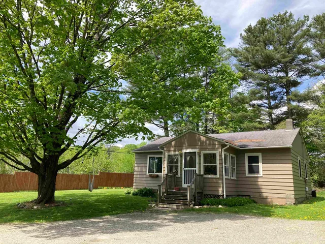$405,000 | 261 Highway 15, Hyde Park, VT 05655