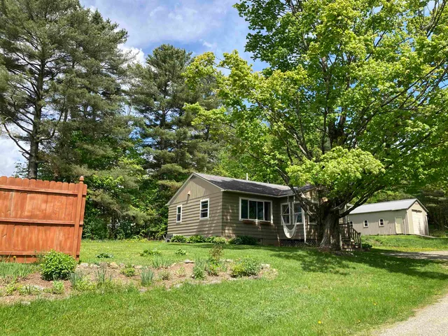 $405,000 | 261 Highway 15, Hyde Park, VT 05655