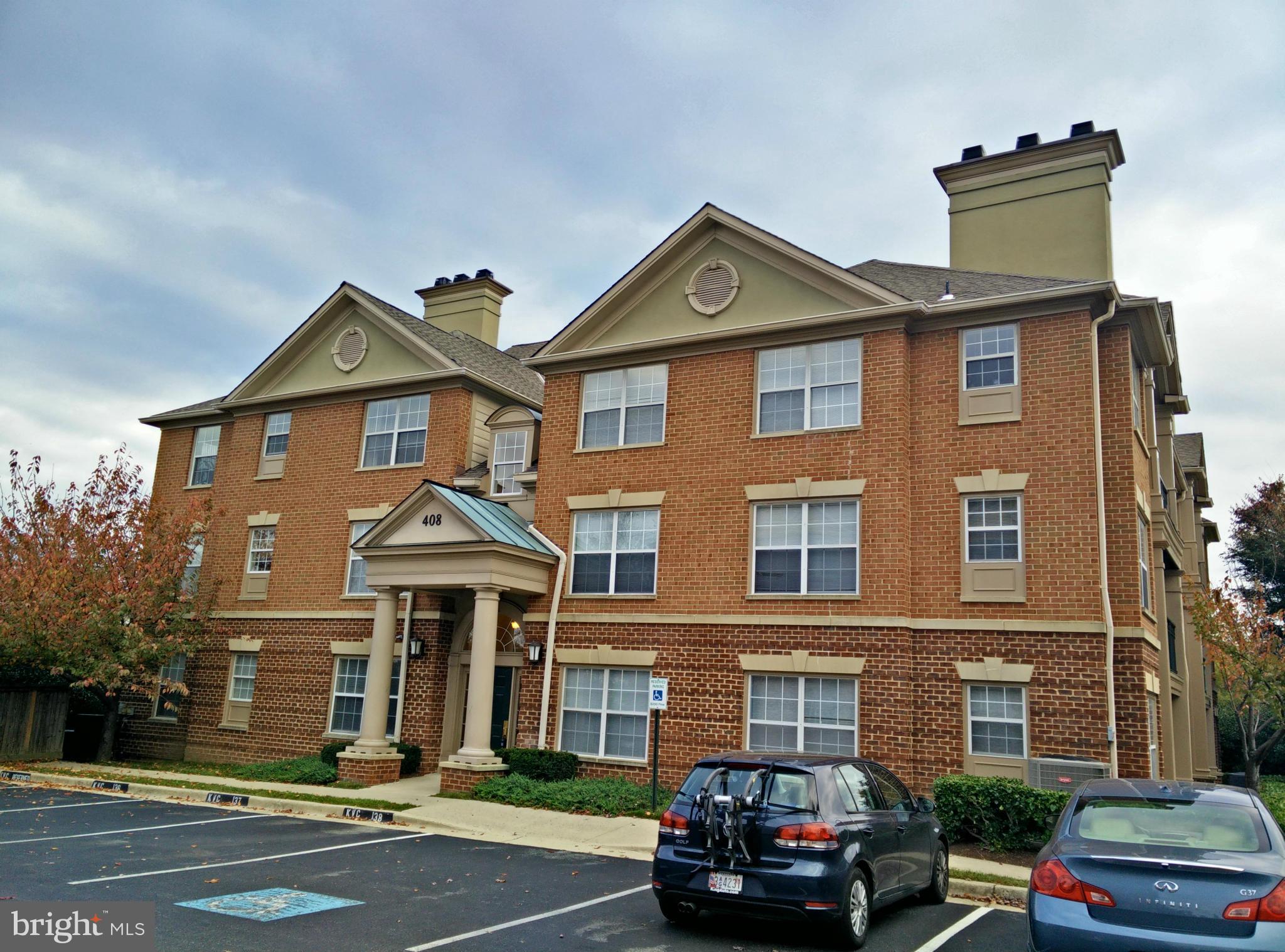 408 Ridgepoint Place, Unit 36 Gaithersburg, MD 20878 - Photo 1 of 29 Exterior (Front)