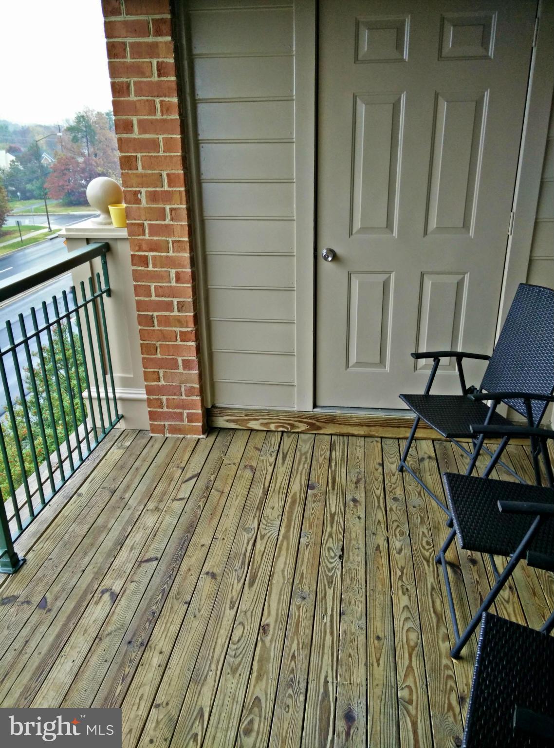 408 Ridgepoint Place, Unit 36 Gaithersburg, MD 20878 - Photo 27 of 29 Exterior (Rear)
