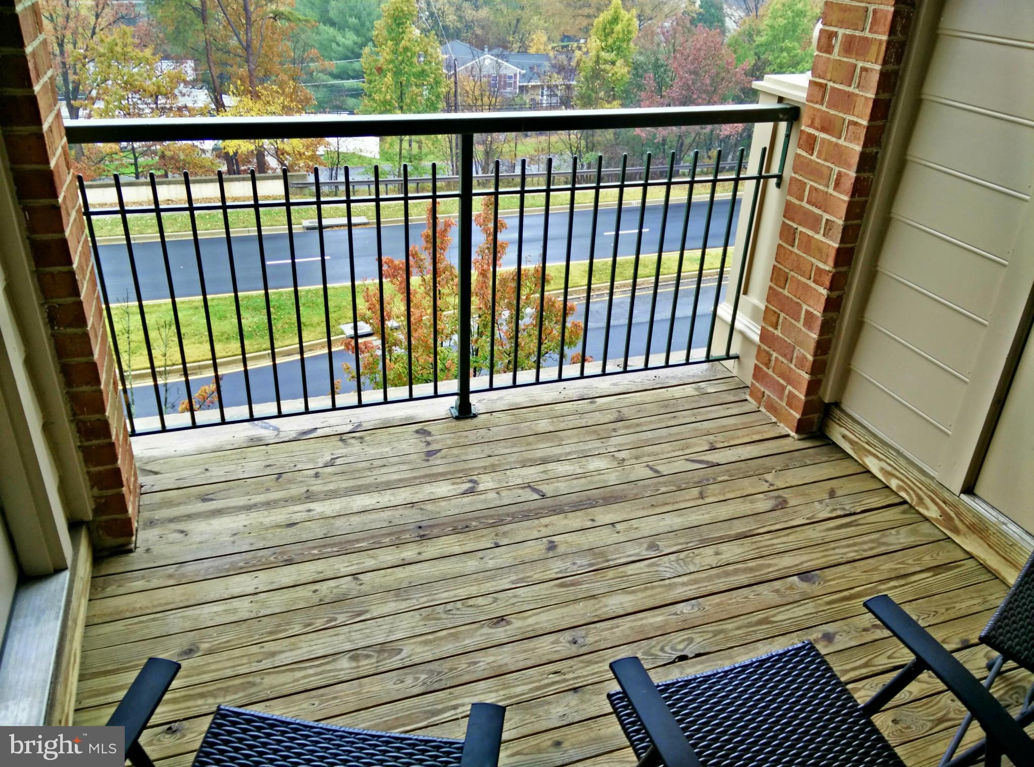 408 Ridgepoint Place, Unit 36 Gaithersburg, MD 20878 - Photo 28 of 29 Exterior (Rear)