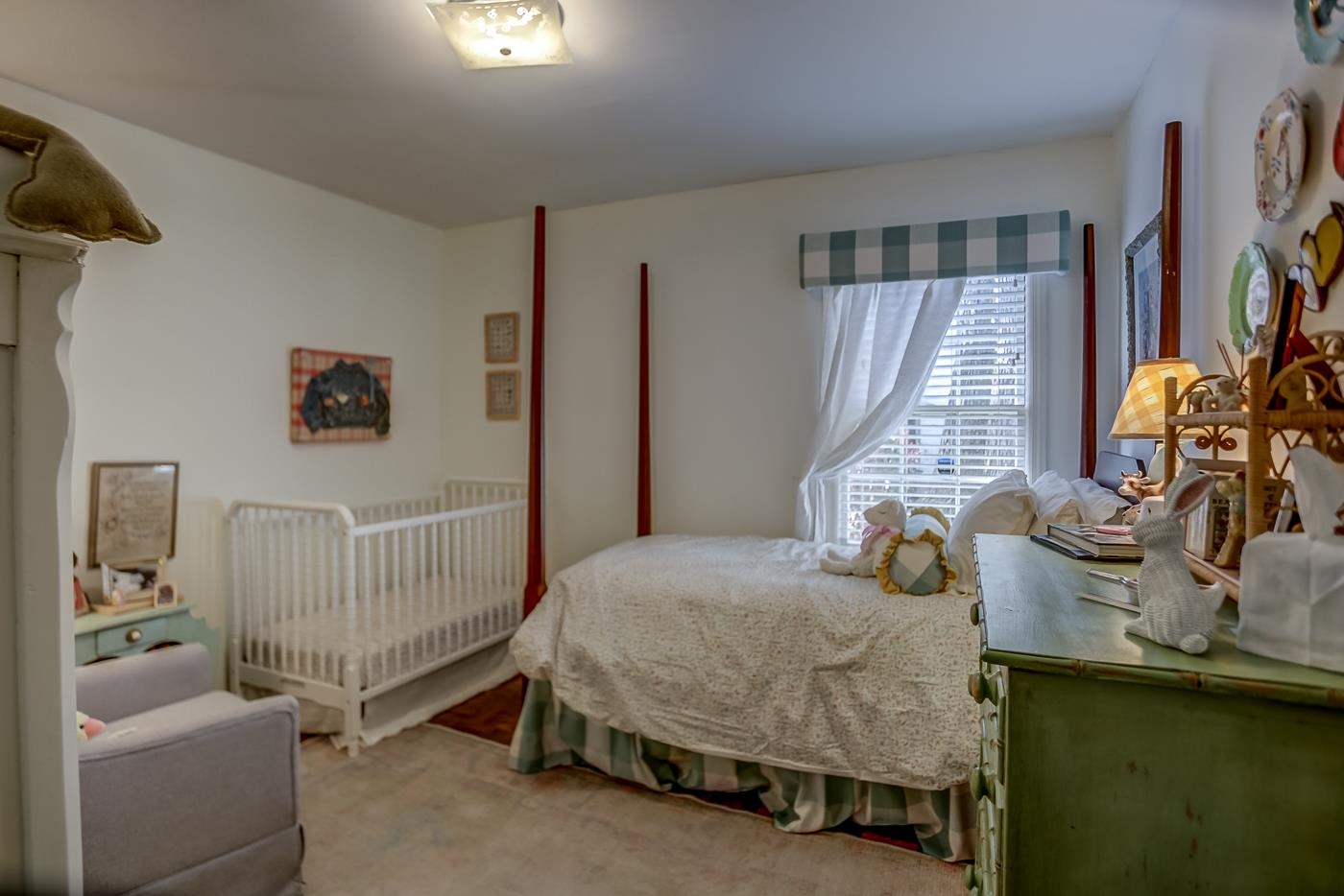 4697 Sequoia Road Memphis, TN 38117 - Photo 7 of 15 a bedroom with furniture and a window