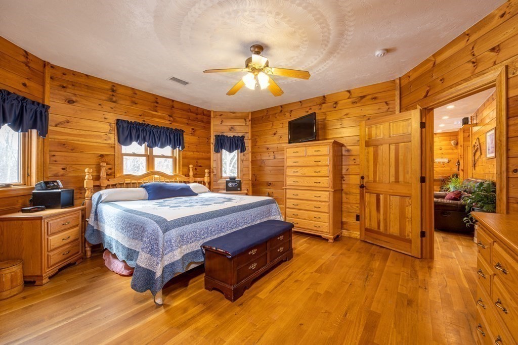 98 Federal Hill Road Oxford, MA 01540 - Photo 3 of 40 Gallery Image 3