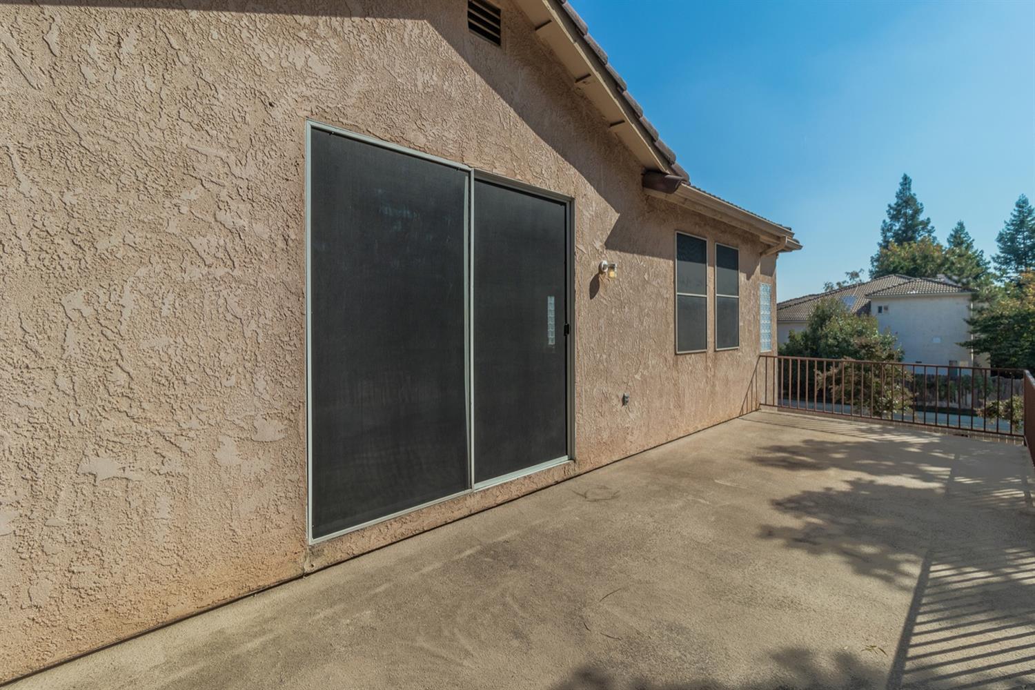 1973 North Sunny Lane Reedley, CA 93654 - Photo 23 of 49 Gallery Image 23