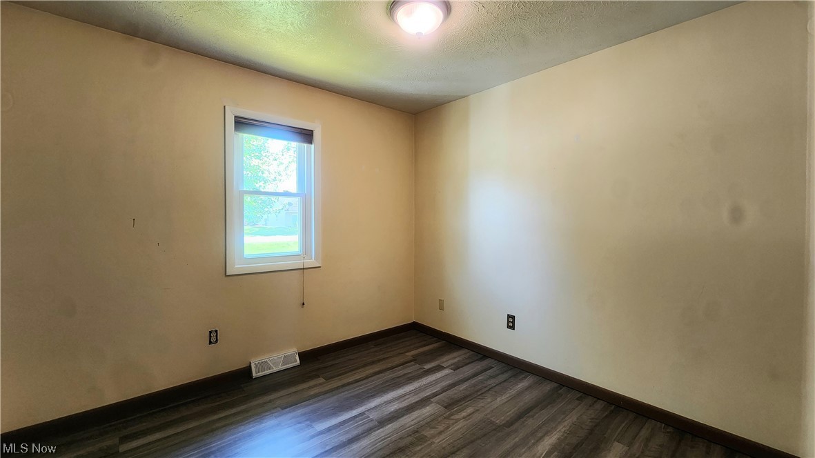 39126 Chestnut Ridge Road Elyria, OH 44035 - Photo 22 of 35 Gallery Image 22
