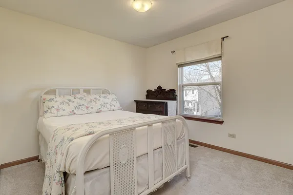 $399,000 | 2117 Wesmere Lakes Drive, Plainfield, IL 60586