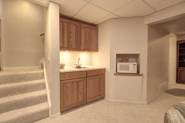 $399,000 | 2117 Wesmere Lakes Drive, Plainfield, IL 60586