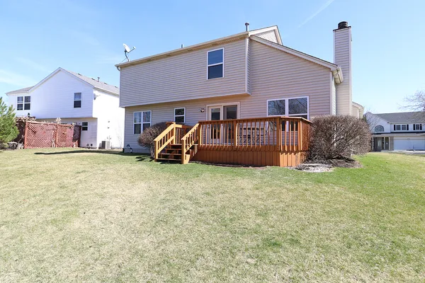 $399,000 | 2117 Wesmere Lakes Drive, Plainfield, IL 60586