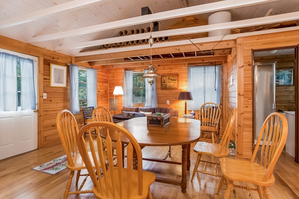 17 Hastings Road Marion, MA 02738 - Photo 5 of 10