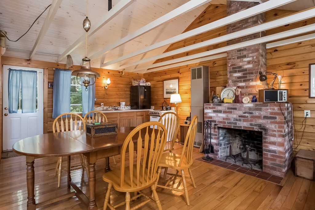 17 Hastings Road Marion, MA 02738 - Photo 6 of 10