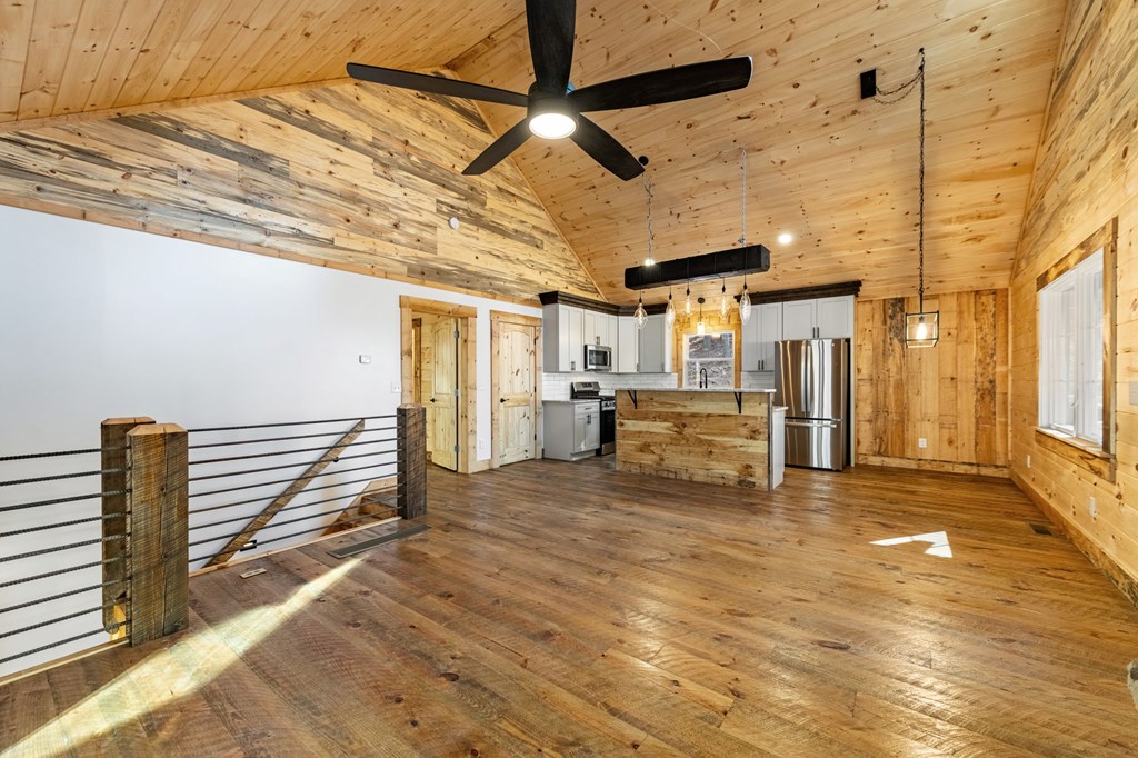 90 Pigeon Creek Road Blue Ridge, GA 30513 - Photo 4 of 48 Gallery Image 4
