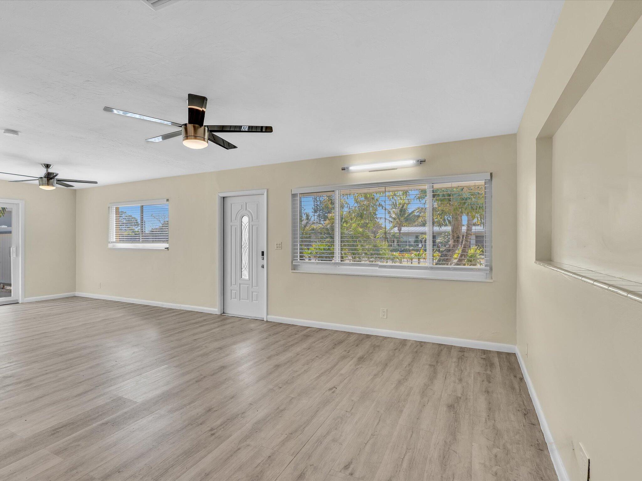 607 West Perry Street Lantana, FL 33462 - Photo 15 of 49 main living space