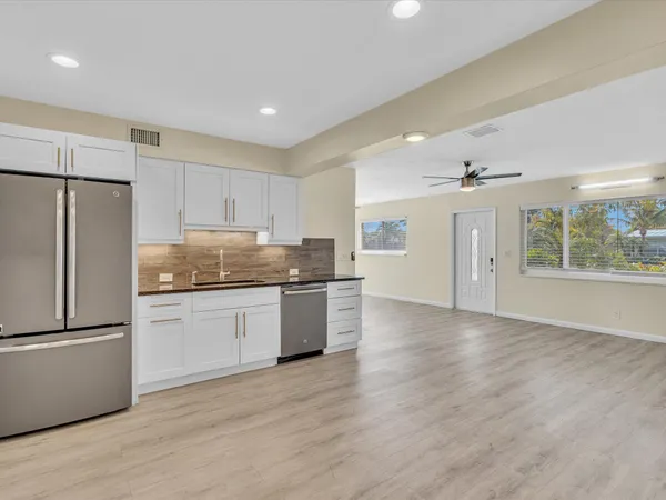 $499,000 | 607 West Perry Street, Lantana, FL 33462