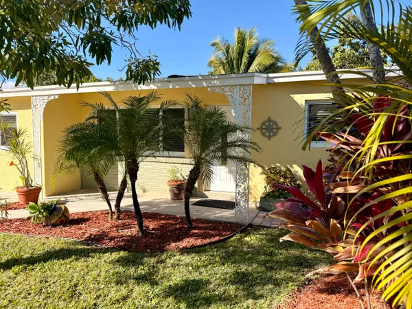 $499,000 | 607 West Perry Street, Lantana, FL 33462