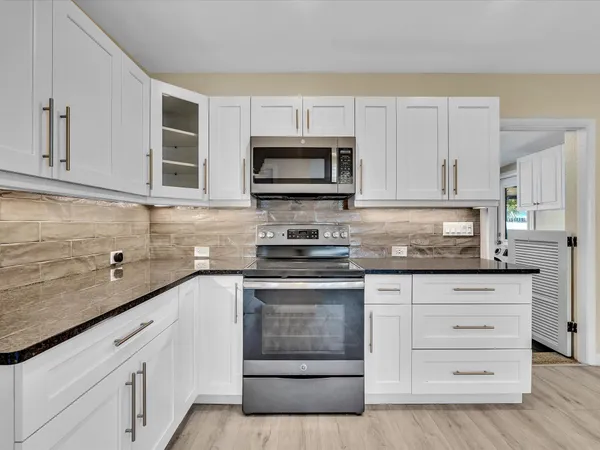 $499,000 | 607 West Perry Street, Lantana, FL 33462