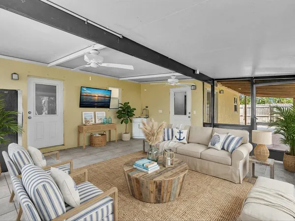 $499,000 | 607 West Perry Street, Lantana, FL 33462