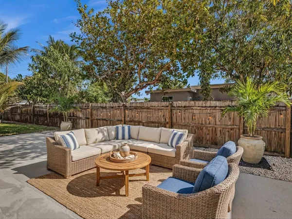 $499,000 | 607 West Perry Street, Lantana, FL 33462