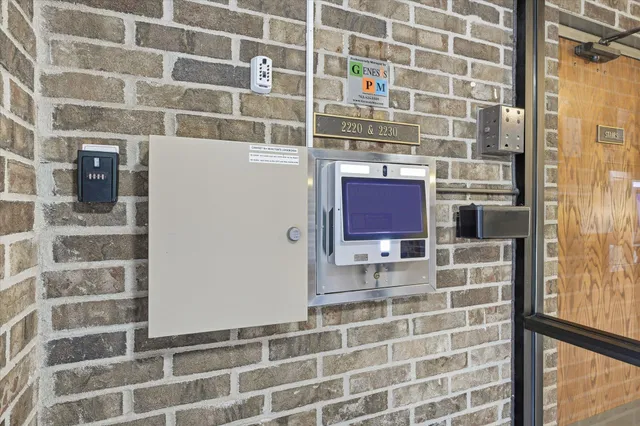 $115,000 | 2230 Midland Grove Road, Unit 108, Roseville, MN 55113