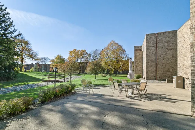 $115,000 | 2230 Midland Grove Road, Unit 108, Roseville, MN 55113