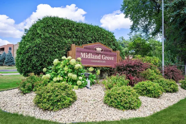 $115,000 | 2230 Midland Grove Road, Unit 108, Roseville, MN 55113