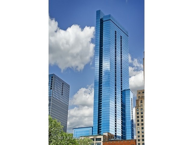 60 East Monroe Street, Unit 2204 Chicago, IL 60603 - Photo 1 of 14