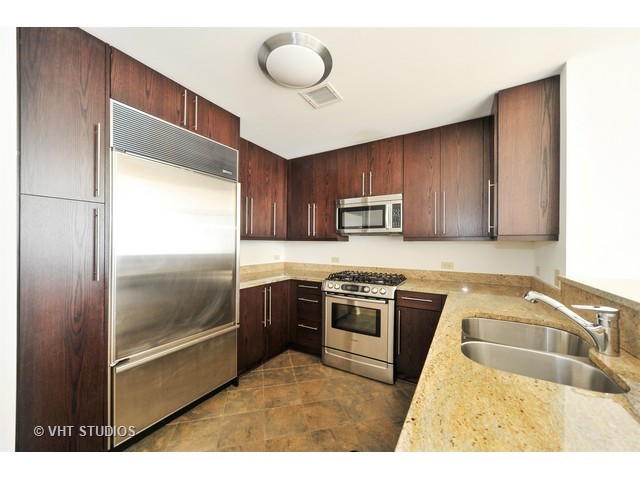 60 East Monroe Street, Unit 2204 Chicago, IL 60603 - Photo 6 of 14