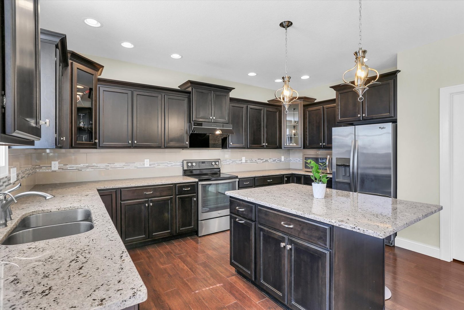 1205 East White Oak Road Mahomet, IL 61853 - Photo 15 of 60