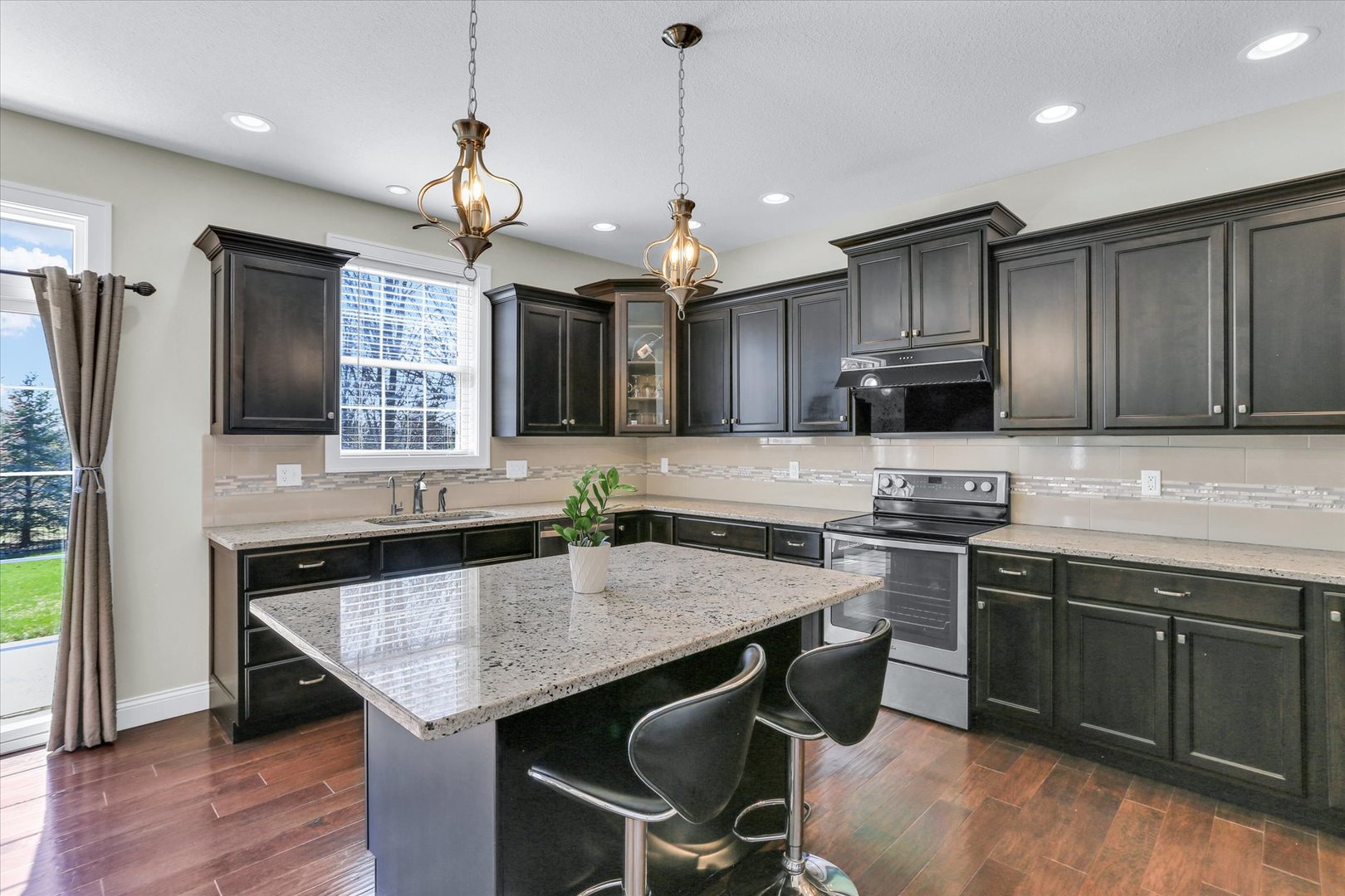 1205 East White Oak Road Mahomet, IL 61853 - Photo 16 of 60