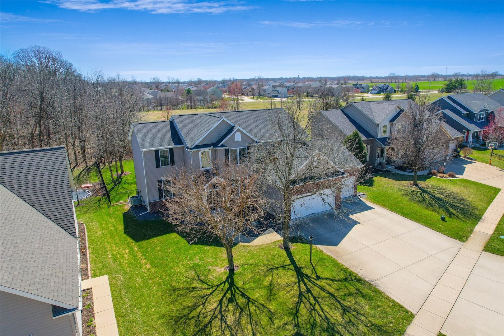 1205 East White Oak Road Mahomet, IL 61853 - Photo 2 of 60