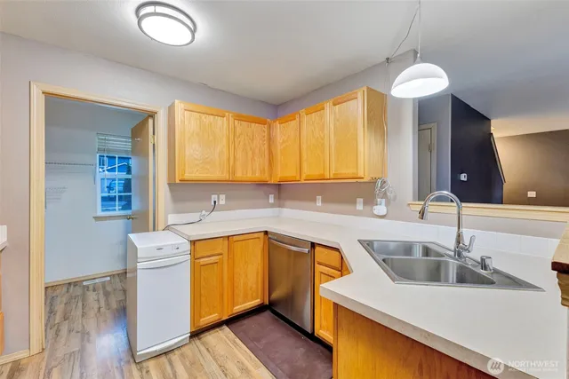 $525,000 | 20702 190th Avenue East, Orting, WA 98360