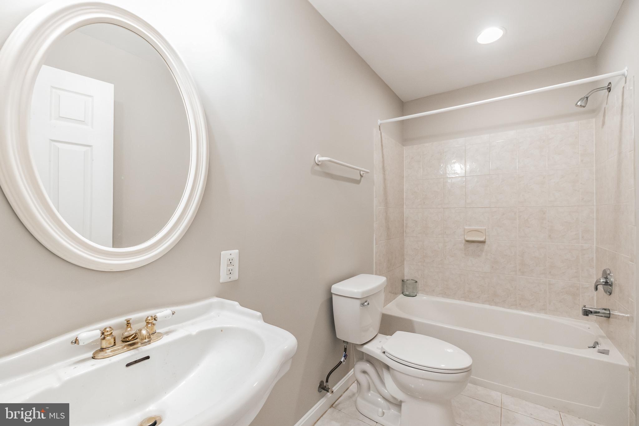 13602 England Court Laurel, MD 20708 - Photo 27 of 29 Gallery Image 27