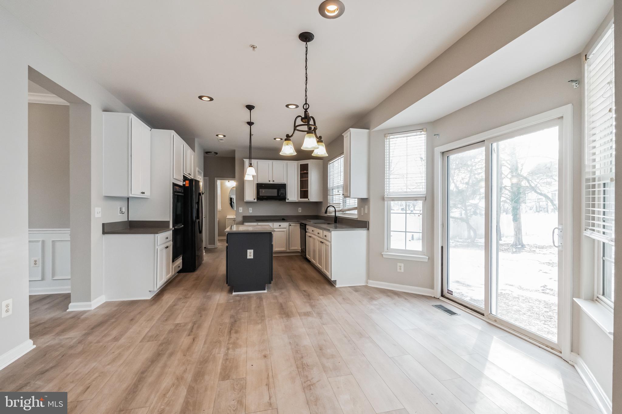 13602 England Court Laurel, MD 20708 - Photo 5 of 29 Gallery Image 5