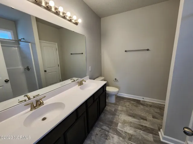 $1,700 | 205 Shallowbag Bay Lane, Jacksonville, NC 28546