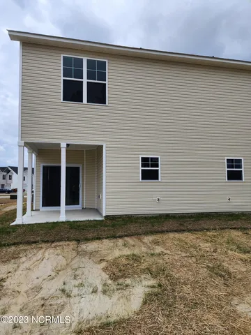 $1,700 | 205 Shallowbag Bay Lane, Jacksonville, NC 28546