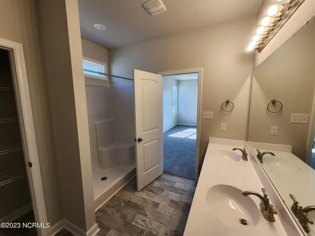 $1,700 | 205 Shallowbag Bay Lane, Jacksonville, NC 28546