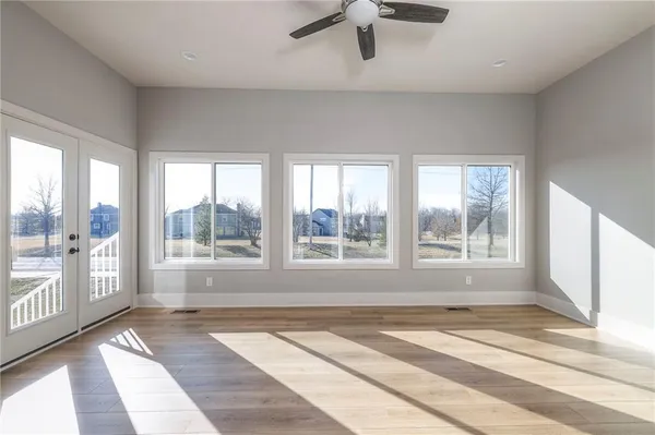 $479,900 | 11407 Trevor Drive, Peculiar, MO 64078