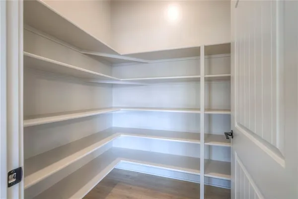 $479,900 | 11407 Trevor Drive, Peculiar, MO 64078