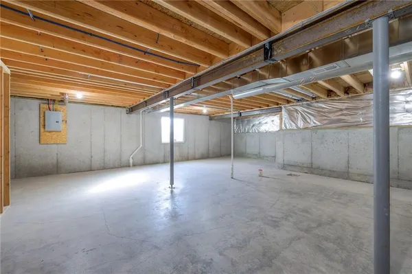 $479,900 | 11407 Trevor Drive, Peculiar, MO 64078