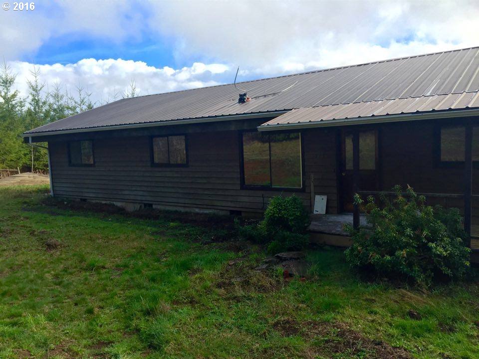 3571 East Loop Road Stevenson, WA 98648 - Photo 1 of 15