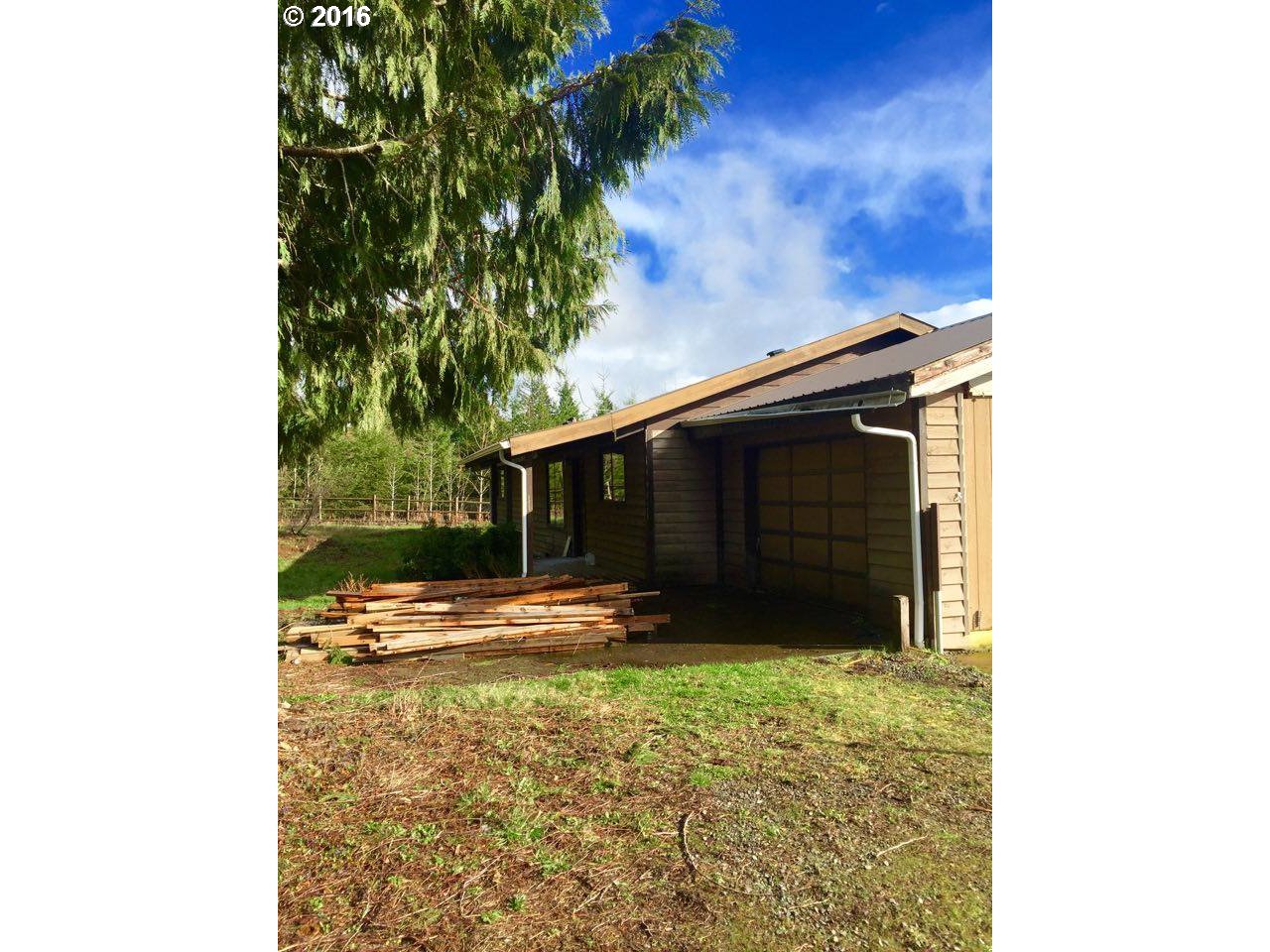 3571 East Loop Road Stevenson, WA 98648 - Photo 2 of 15
