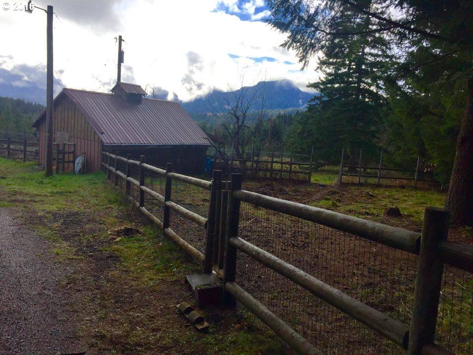3571 East Loop Road Stevenson, WA 98648 - Photo 8 of 15