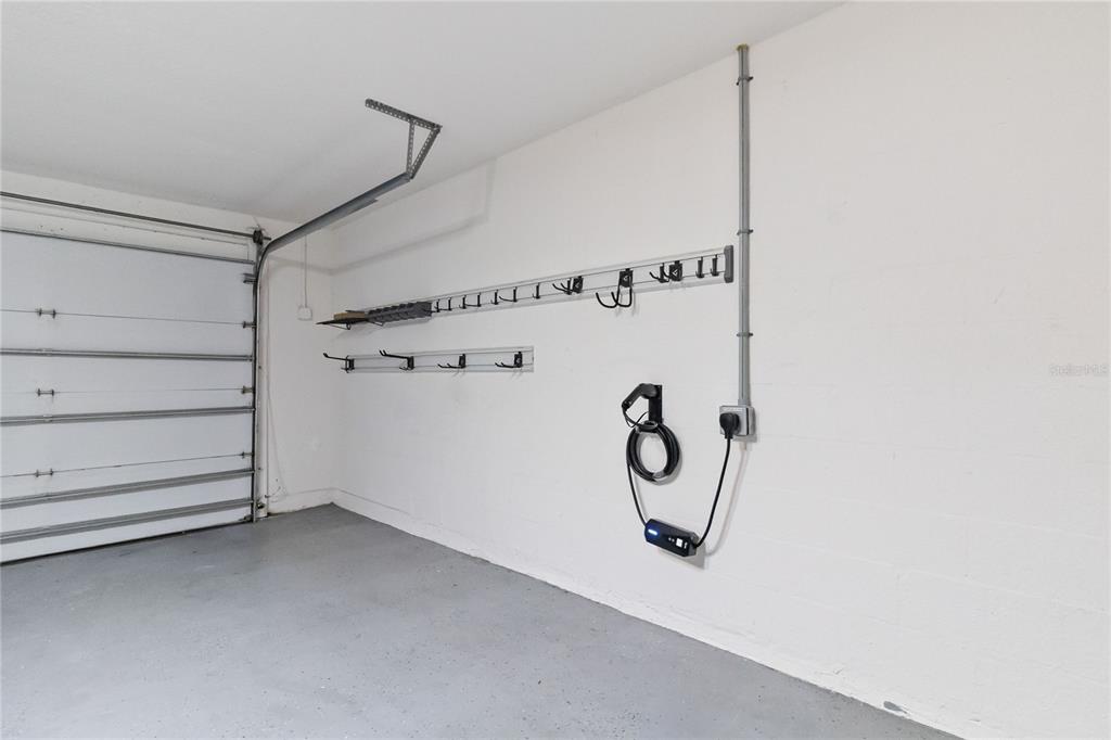 3723 Ricky Lane St. Cloud, FL 34772 - Photo 30 of 36 a view of water heater room