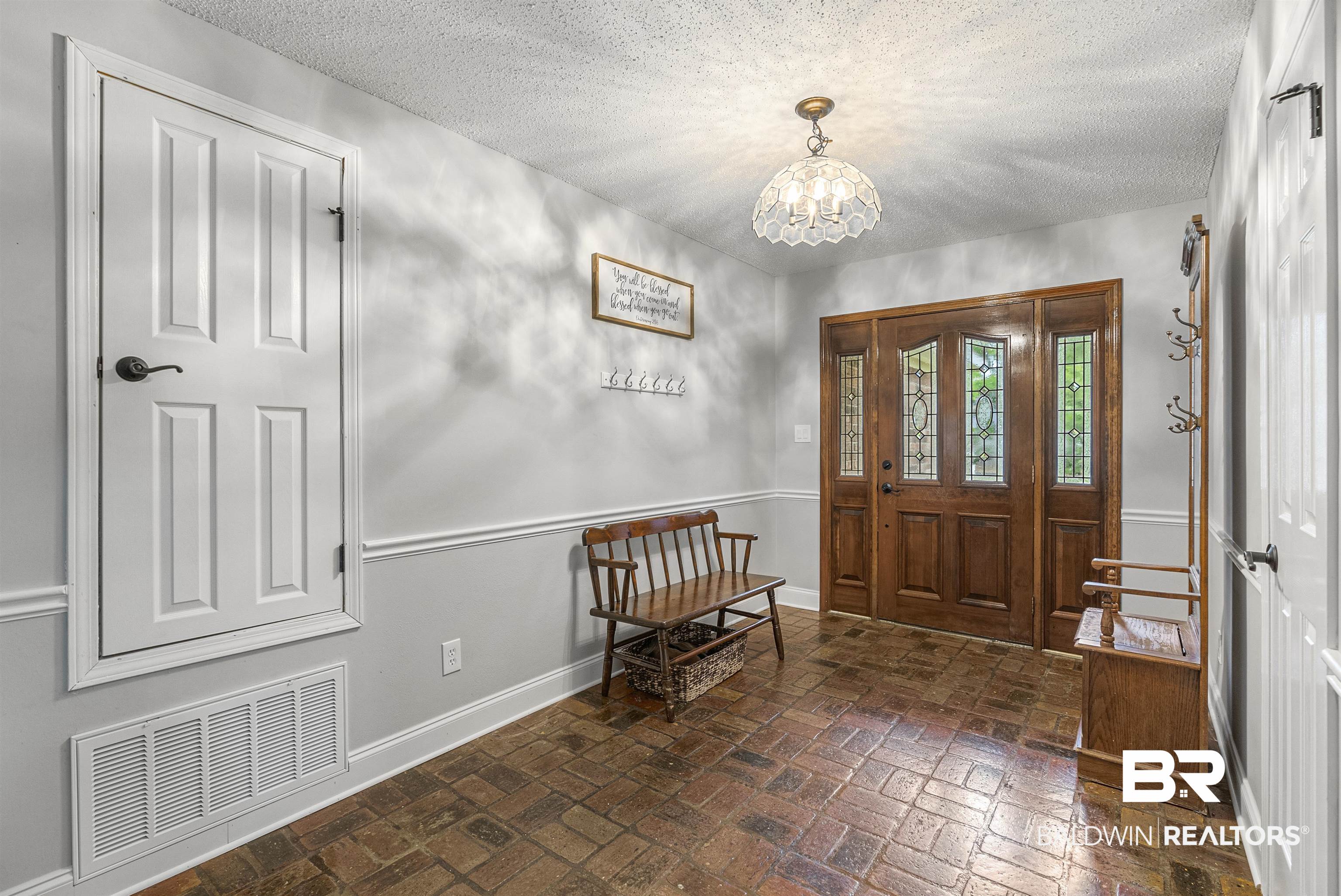 103 Laverne Circle Daphne, AL 36526 - Photo 4 of 43