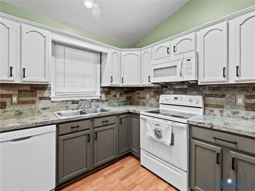 26315 Hill Road Ruther Glen, VA 22546 - Photo 18 of 47 Kitchen with gray cabinetry, white cabinetry, whit