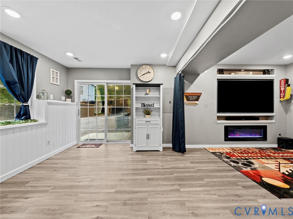26315 Hill Road Ruther Glen, VA 22546 - Photo 38 of 47 Living area with light wood-style floors, recessed