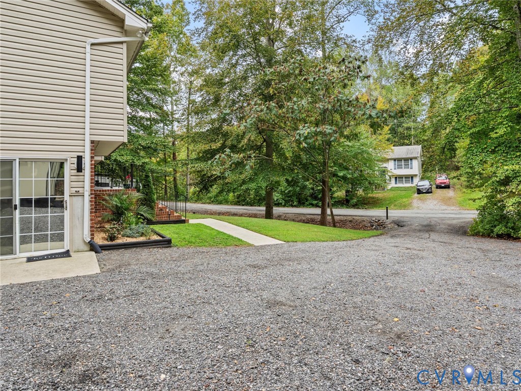 26315 Hill Road Ruther Glen, VA 22546 - Photo 47 of 47 View of green lawn