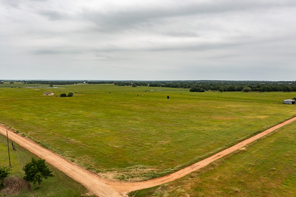 3 August-Anna Road Paige, TX 78659 - Photo 4 of 20